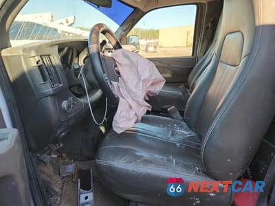 Zdjęcie 7 z 12 samochodu: 2015 CHEVROLET EXPRESS G2 DELIVERY VAN VIN:1GCWGGCF4F1263870 - miniatura