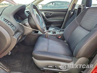 Zdjęcie 7 z 11 samochodu: 2017 NISSAN ALTIMA 2.5 VIN:1N4AL3AP0HC250847 - miniatura