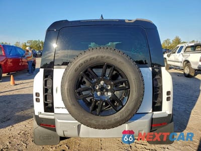 Zdjęcie 6 z 11 samochodu: 2024 LAND ROVER DEFENDER 110 S VIN:SALEJ7EX2R2258239 - miniatura