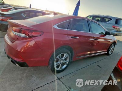 Trzecie zdjęcie samochodu z tyłu: 2018 HYUNDAI SONATA SPORT+ VIN:5NPE34AF1JH701917 - miniatura