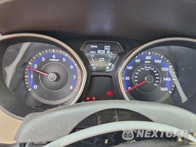 Zdjęcie 9 z 13 samochodu: 2013 HYUNDAI ELANTRA GLS VIN:5NPDH4AE1DH331853 - miniatura
