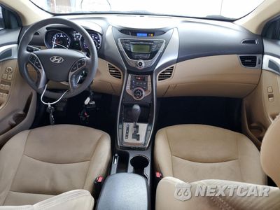 Zdjęcie 8 z 14 samochodu: 2013 HYUNDAI ELANTRA GLS VIN:5NPDH4AE3DH172687 - miniatura