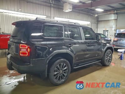 Trzecie zdjęcie samochodu z tyłu: 2024 TOYOTA LAND CRUISER BASE VIN:JTEABFAJ9R5005279 - miniatura