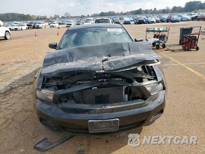 Piąte zdjęcie samochodu w środku: 2011 FORD MUSTANG VIN:1ZVBP8AM3B5146710 - miniatura