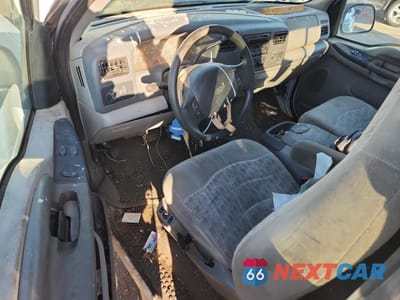 Zdjęcie 8 z 12 samochodu: 1999 FORD F250 SUPER DUTY VIN:1FTNX20S1XED79585 - miniatura