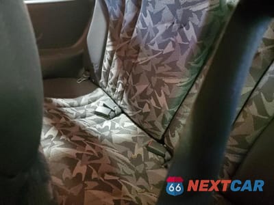 Zdjęcie 10 z 11 samochodu: 2003 PONTIAC SUNFIRE VIN:1G2JB12F737203179 - miniatura