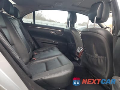 Zdjęcie 10 z 13 samochodu: 2010 MERCEDES-BENZ S 550 VIN:WDDNG7BB5AA336933 - miniatura