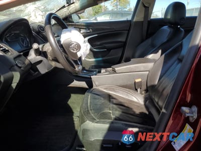 Zdjęcie 7 z 12 samochodu: 2017 BUICK REGAL SPORT TOURING VIN:2G4GL5EXXH9181713 - miniatura