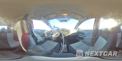 Zdjęcie 14 z 14 samochodu: 2012 TOYOTA PRIUS C VIN:JTDKDTB34C1021213 - miniatura