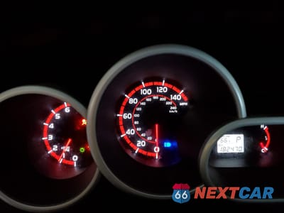 Zdjęcie 9 z 12 samochodu: 2009 PONTIAC VIBE VIN:5Y2SP67089Z406176 - miniatura