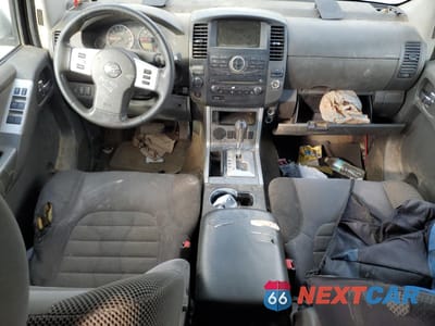 Zdjęcie 8 z 13 samochodu: 2011 NISSAN PATHFINDER S VIN:5N1AR1NN1BC618140 - miniatura