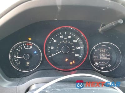 Zdjęcie 9 z 13 samochodu: 2017 HONDA HR-V LX VIN:3CZRU5H31HM706355 - miniatura