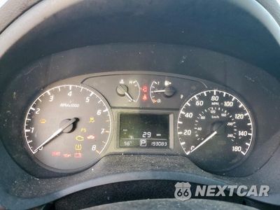 Zdjęcie 9 z 13 samochodu: 2014 NISSAN SENTRA S VIN:3N1AB7AP0EL622548 - miniatura
