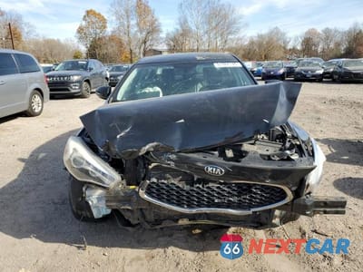 Piąte zdjęcie samochodu w środku: 2016 KIA CADENZA LUXURY VIN:KNALN4D78G5215309 - miniatura