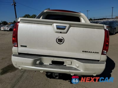 Zdjęcie 6 z 14 samochodu: 2012 CADILLAC ESCALADE EXT LUXURY VIN:3GYT4MEF5CG151237 - miniatura
