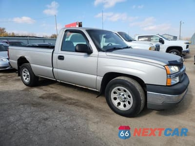 Czwarte zdjęcie samochodu z boku: 2005 CHEVROLET SILVERADO C1500 VIN:1GCEC14Z25Z198109 - miniatura