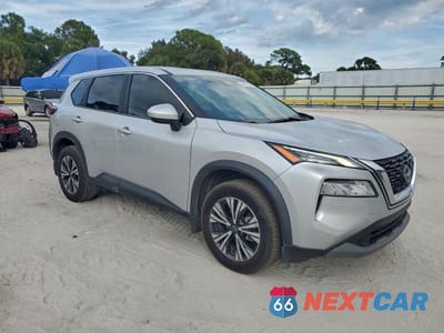 Czwarte zdjęcie samochodu z boku: 2023 NISSAN ROGUE SV VIN:5N1BT3BA4PC869597 - miniatura