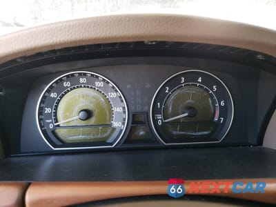 Zdjęcie 9 z 12 samochodu: 2006 BMW 750 LI VIN:WBAHN83586DT32678 - miniatura