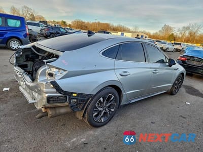Trzecie zdjęcie samochodu z tyłu: 2024 HYUNDAI SONATA SEL VIN:KMHL64JA2RA381296 - miniatura