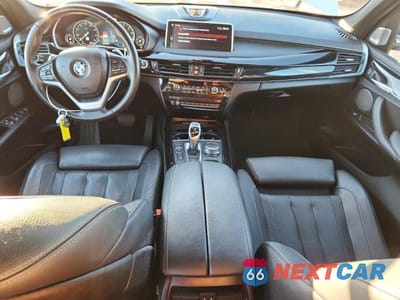 Zdjęcie 8 z 14 samochodu: 2018 BMW X5 XDRIVE50I VIN:5UXKR6C58J0U14555 - miniatura
