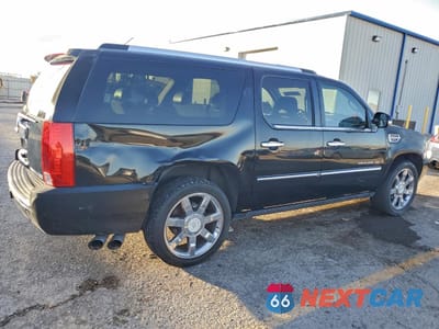 Trzecie zdjęcie samochodu z tyłu: 2008 CADILLAC ESCALADE ESV VIN:1GYFK66858R181294 - miniatura