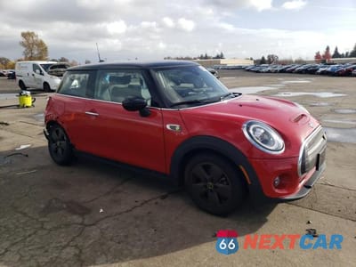 Czwarte zdjęcie samochodu z boku: 2021 MINI COOPER SE VIN:WMWXP3C07M2N26642 - miniatura