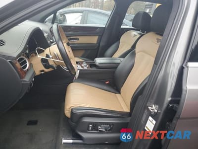 Zdjęcie 7 z 11 samochodu: 2018 BENTLEY BENTAYGA VIN:SJAAC4ZV3JC017765 - miniatura