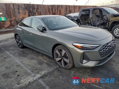 Czwarte zdjęcie samochodu z boku: 2025 AUDI A5 PREMIUM VIN:WAU1BCFUXSN080839 - miniatura