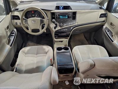 Zdjęcie 8 z 13 samochodu: 2014 TOYOTA SIENNA LE VIN:5TDKK3DC4ES435049 - miniatura