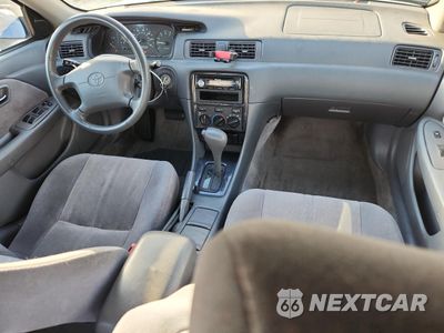 Zdjęcie 8 z 14 samochodu: 2001 TOYOTA CAMRY CE VIN:JT2BG22K810589632 - miniatura