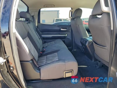Zdjęcie 10 z 13 samochodu: 2021 TOYOTA TUNDRA CREWMAX SR5 VIN:5TFEY5F14MX296939 - miniatura