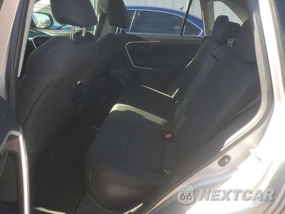Zdjęcie 13 z 14 samochodu: 2022 TOYOTA RAV4 LE VIN:JTMLWRFV6ND140699 - miniatura