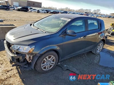 2020 CHEV SONIC 1G1JG6SB5L4122361 - główne zdjęcie licytacji z USA - miniatura