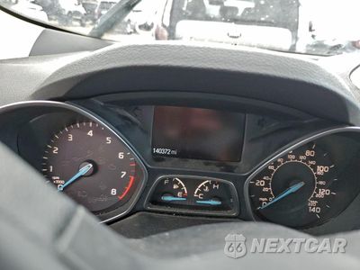 Zdjęcie 9 z 14 samochodu: 2017 FORD ESCAPE SE VIN:1FMCU9G97HUA05271 - miniatura