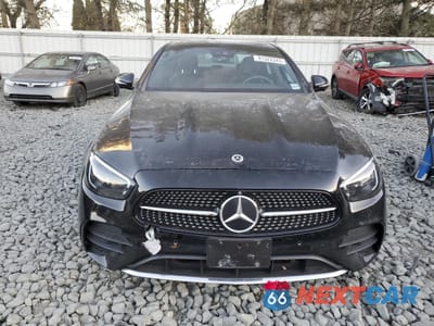 Piąte zdjęcie samochodu w środku: 2023 MERCEDES-BENZ E 350 4MATIC VIN:W1KZF8EB0PB111604 - miniatura