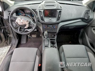 Zdjęcie 8 z 15 samochodu: 2018 FORD ESCAPE SE VIN:1FMCU9GD0JUC99896 - miniatura