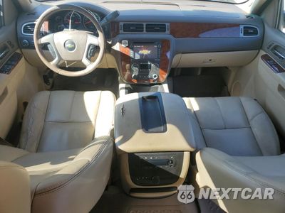 Zdjęcie 8 z 13 samochodu: 2013 CHEVROLET TAHOE K1500 LT VIN:1GNSKBE09DR185326 - miniatura