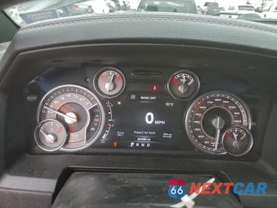 Zdjęcie 9 z 12 samochodu: 2018 RAM 1500 LONGHORN VIN:1C6RR7PTXJS155920 - miniatura
