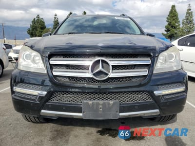 Piąte zdjęcie samochodu w środku: 2012 MERCEDES-BENZ GL 450 4MATIC VIN:4JGBF7BE3CA785066 - miniatura