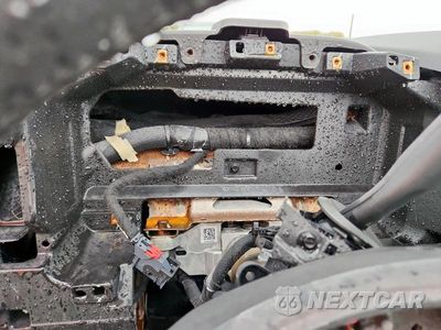 Zdjęcie 9 z 12 samochodu: 2020 CHEVROLET SILVERADO C1500 LT VIN:3GCPWCED2LG265125 - miniatura