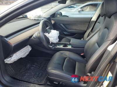 Zdjęcie 7 z 12 samochodu: 2018 TESLA MODEL 3 VIN:5YJ3E1EB1JF083049 - miniatura