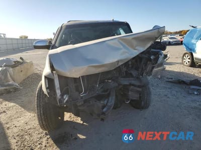 Piąte zdjęcie samochodu w środku: 2014 CHEVROLET SUBURBAN K1500 LTZ VIN:1GNSKKE70ER168414 - miniatura