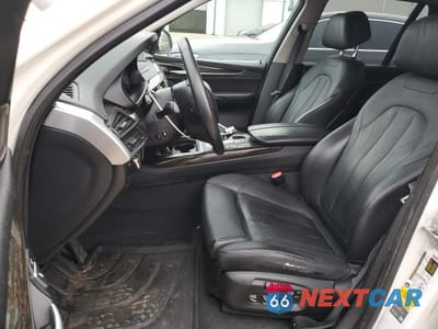 Zdjęcie 7 z 12 samochodu: 2016 BMW X5 40E XDRIVE VIN:5UXKT0C55G0S75718 - miniatura