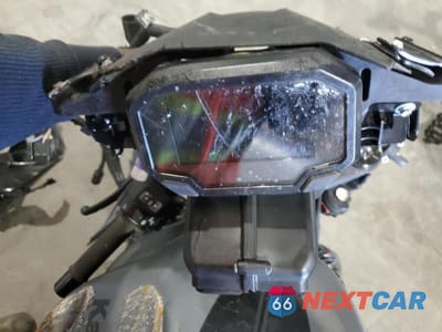 Zdjęcie 7 z 9 samochodu: 2025 KAWASAKI ZX636 K VIN:JKBZXJJ12SA029583 - miniatura