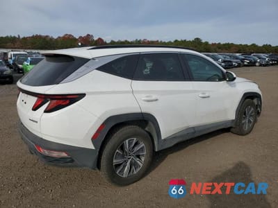 Trzecie zdjęcie samochodu z tyłu: 2024 HYUNDAI TUCSON BLUE VIN:KM8JBCD10RU194985 - miniatura