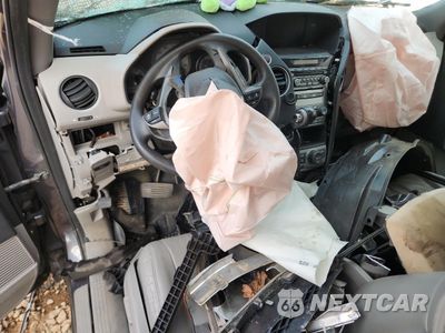 Zdjęcie 8 z 14 samochodu: 2015 HONDA PILOT SE VIN:5FNYF3H35FB005108 - miniatura