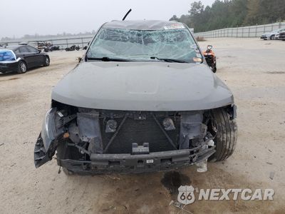 Piąte zdjęcie samochodu w środku: 2019 JEEP GRAND CHEROKEE LAREDO VIN:1C4RJEAG5KC673784 - miniatura