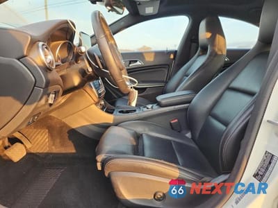 Zdjęcie 7 z 13 samochodu: 2018 MERCEDES-BENZ CLA 250 4MATIC VIN:WDDSJ4GB3JN516383 - miniatura
