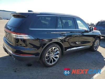 Trzecie zdjęcie samochodu z tyłu: 2025 LINCOLN AVIATOR VIN:5LM5J6WC5SGL16231 - miniatura