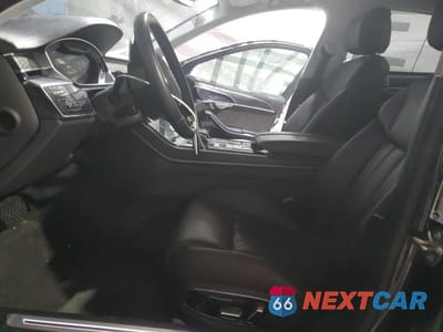 Zdjęcie 7 z 11 samochodu: 2019 AUDI A8 L VIN:WAU8DAF88KN007243 - miniatura